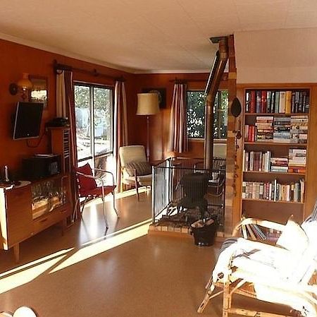 Cute Cottage - Cooks Beach Bach Extérieur photo